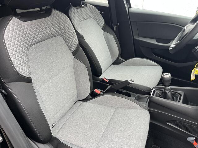 Renault CLIO 1.0 TCe 90 GPF evolution / Demo Zuidoost / Vraag naar beschikbaarheid / Navigatie / Camera / Lichtmetalen velgen