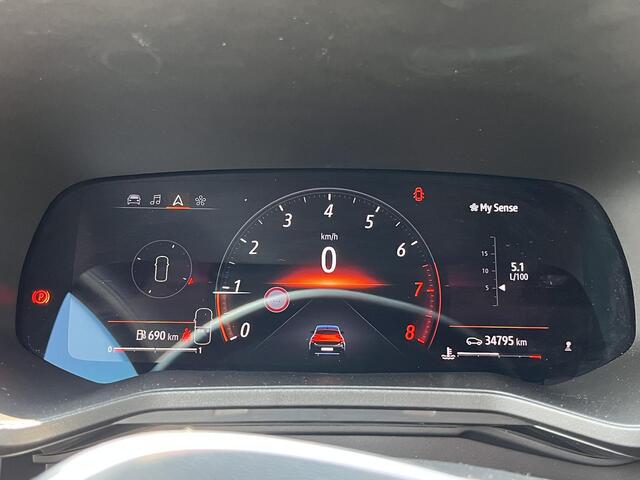 Renault CLIO 1.0 TCe 90 GPF techno | Pack Navigation | Pack Look |