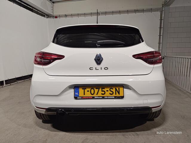 Renault CLIO TCe Intens 101pk 5 Drs LED / Navi / A.Cam./ RS velgen / Climate C.