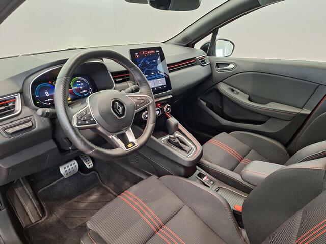 Renault CLIO 1.6 E-Tech Full Hybrid 145 R.S. Line | Navigatie 9,3" | Climate Control | Cruise Control | Stoelverwarming | Parkeersensoren voor, achter en achteruitrijcamera | Apple Carplay/Android Auto