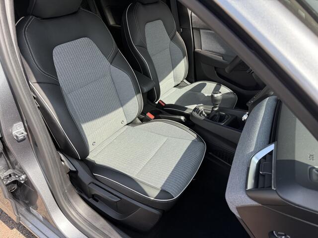 Renault CLIO 1.0 TCe 90 GPF techno | stoel- en stuurverwarming | camera | tijdelijk gratis Top Afleverpakket twv Eur 695