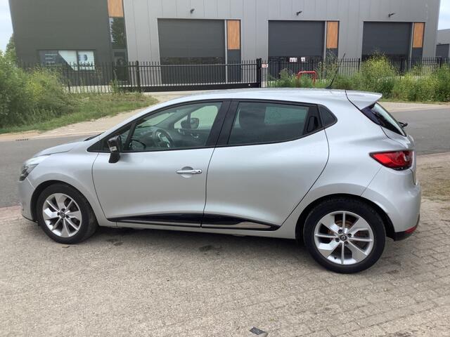 Renault CLIO 0.9 TCE LIMITED