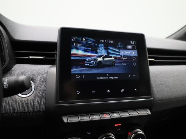 Renault CLIO 1.6 E-Tech Full Hybrid 145 techno