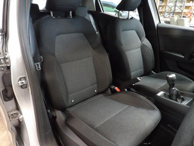 Renault CLIO 1.0 TCE 5drs - navigatie - cruise - carplay