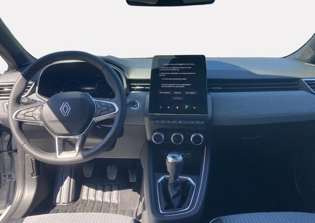 Renault CLIO 1.0 TCe 90 GPF techno - Pack navigation techno / Pack winter / Pack Driving & safety / Pack City Premium