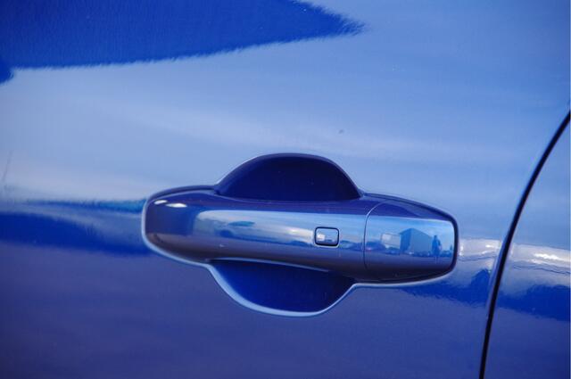 Renault CLIO 1.3 TCe Initiale Paris 131PK AUT. LED, LEDER, KEYLESS, CAMERA, STOEL/STUURVERWARMING, NAVI, CRUISE, CLIMA