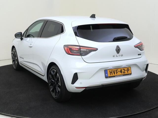 Renault CLIO 1.6 E-Tech Full Hybrid 145 techno