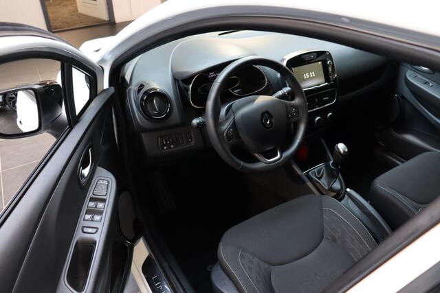 Renault CLIO Estate TCe 90pk Limited