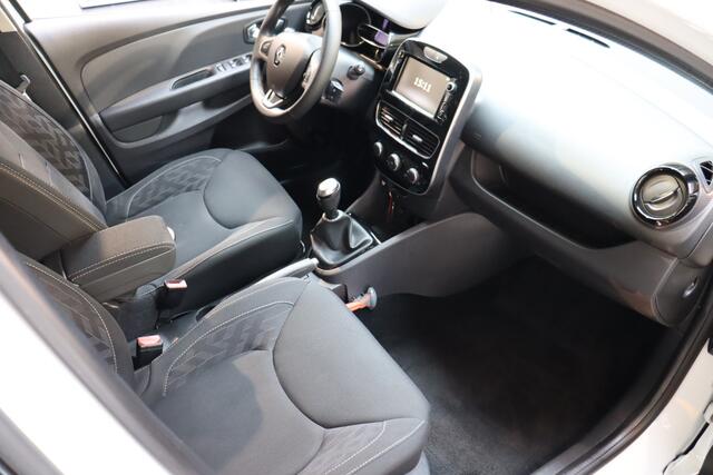 Renault CLIO Estate TCe 90pk Limited