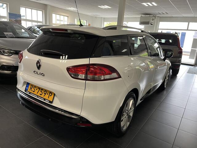 Renault CLIO IV Estate TCe 90 Limited | Navigatiesysteem | Armsteun | Lage kilometerstand!! | Lichtmetalen velgen | Parkeersensoren |