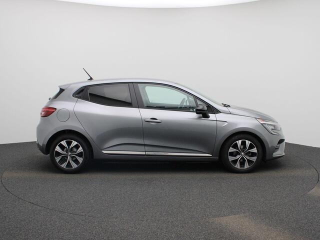 Renault CLIO 1.0 TCe 90 PK Evolution | Navigatie | Apple & Android Carplay | Parkeersensoren Achter | Airco | Privacy Glass | Cruise Control & Snelheidsbegrenzer | Licht & Regensensor |