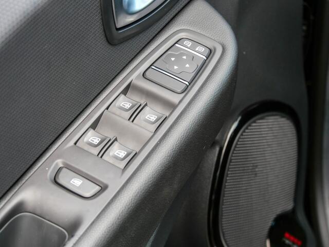 Renault CLIO 0.9 TCe Limited | AIRCO | CRUISE CONTROL |