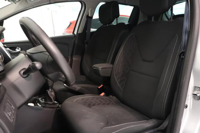 Renault CLIO 0.9 TCe Limited | Airco | Parkeersensor | Navigatie | Key-less | Lichtmetaal | DAB+ |