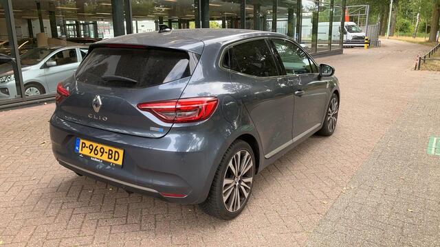 Renault CLIO 1.6 E-Tech Hybrid 140 Initiale Paris | Leder | Navigatie | 17" lichtmetalen velgen | Eerste eigenaar |