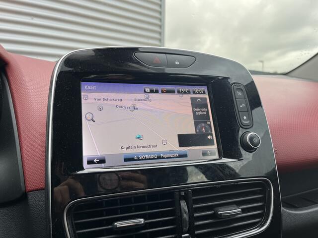 Renault CLIO Estate 1.2 TCe Intens | Nieuw Binnen! | Bose | Camera | Stoelverwarming