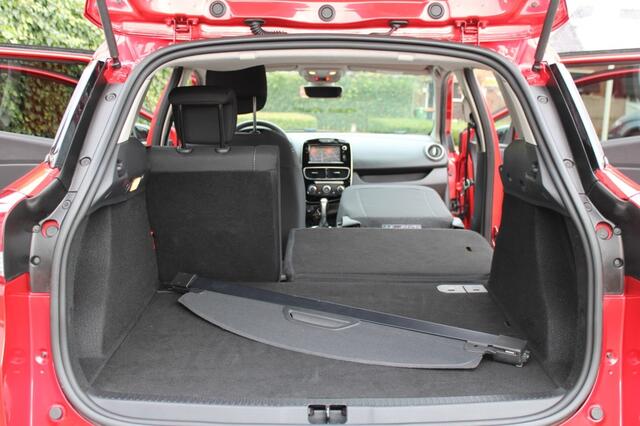 Renault CLIO Estate TCe 120 pk Limited AUTOMAAT