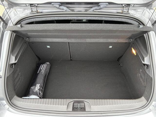 Renault CLIO 1.6 E-Tech Full Hybrid 145 techno / Lage kilometerstand /