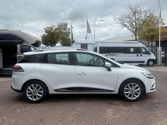 Renault CLIO Grandtour intens 0.9 TCe Intens org nl auto nap logisch navi climate ctr cruise ctr dagrijverlichting led lmv 16 inch pdc a trekhaak leder alcantara