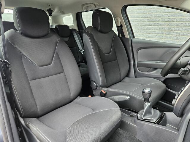 Renault CLIO Estate 0.9 TCe Zen Inclusief Afleveringskosten