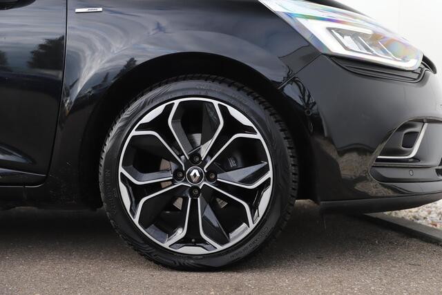 Renault CLIO Estate 0.9 TCe Bose Navigatie Achteruitrijcamera Clima Cruise Parkeersensor R-Link Stoelverwarming All-season banden ZGAN!