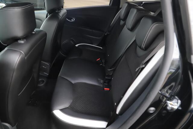 Renault CLIO Estate 0.9 TCe Bose Navigatie Achteruitrijcamera Clima Cruise Parkeersensor R-Link Stoelverwarming All-season banden ZGAN!