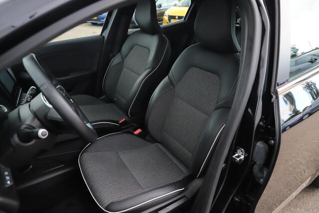 Renault CLIO 1.6 E-Tech Hybrid 140 Intens 140PK Automaat Half Leder Keyless 16 inch LMV Sfeerverlichting LED Navigatie Carplay Android Rijstrooksensor Climate Cruise Control Parkeersensor