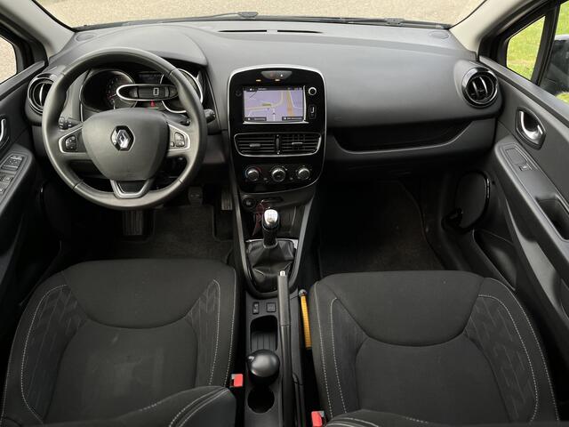 Renault CLIO 0.9 TCe Limited / Airco / Navi / Parkeersensoren. Achter / Cruise / Bluetooth / 16'' LMV /