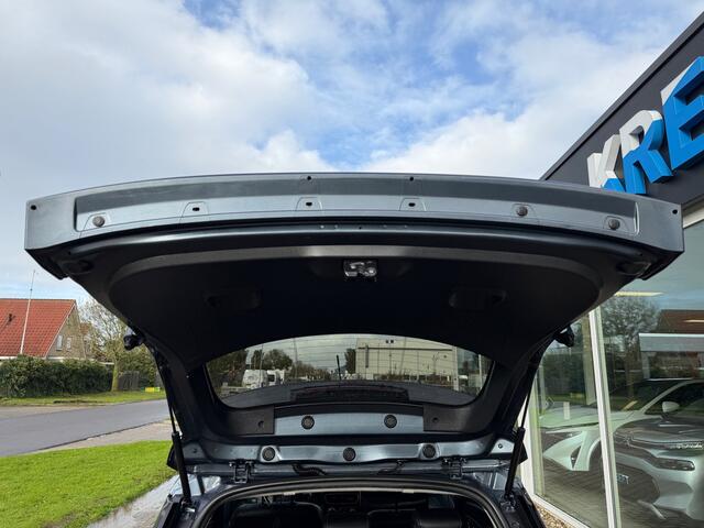 Renault CLIO Estate 1.2 TCe Intens Duurste uitvoering