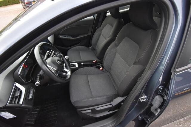 Renault CLIO 1.0 TCe Zen , LED KOPL , NAVI VIA APP , AIRCO , CR CONTR , PDC A ,