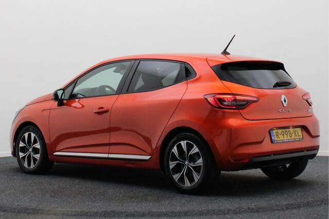 Renault CLIO 1.6 E-Tech Hybrid 145 Evolution