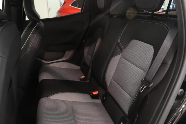 Renault CLIO 1.6 E-Tech Full Hybrid 145 techno | Navigatie | Camera | 17"Lichtmetaal | Smartphone intergratie | Key-less | LED koplampen | Climate control |