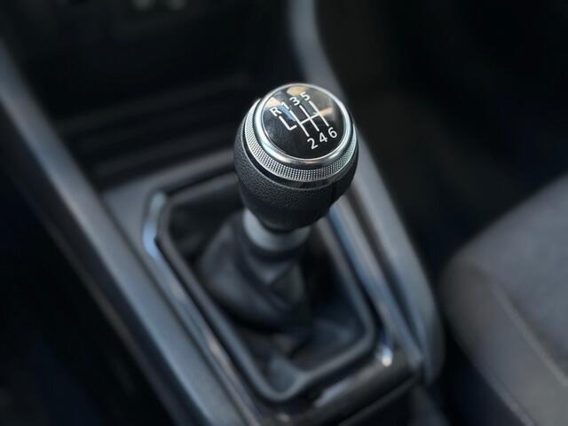 Renault CLIO 1.0 TCe 90 Equilibre Cruise Apple Carplay Airco