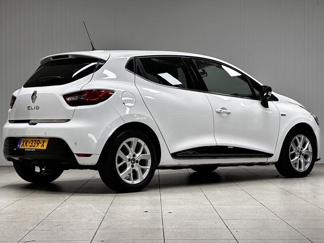Renault CLIO 0.9 TCe Limited/ Apple + Android/ DAB+/ 16'' LMV/ Keyless/ Extra getint glas/ Navi/ Airco/ Cruise/ Elek. pakket/ Isofix/ Bluetooth/ Armsteun/ Multi. LEDER. Stuur/ Mistl./ PDC/ Chroom/ LED Dagrijverl.
