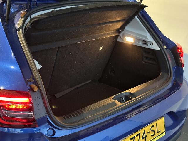 Renault CLIO 1.0 TCe Zen NAVIGATIE | TREKHAAK | PARKEERSENSOREN ACHTER | AIRCO