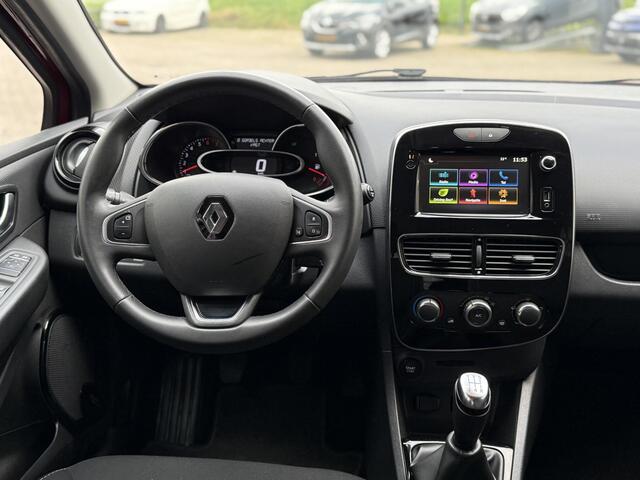 Renault CLIO Estate 0.9 TCe Limited | NAP | Navigatie | DAB | Airco | Cruise Control | Key-less | Parkeersensoren | Lichtmetaal |