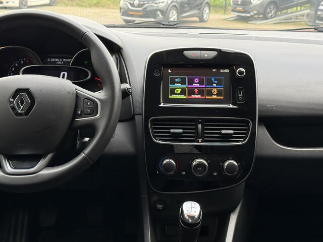 Renault CLIO Estate 0.9 TCe Limited | NAP | Navigatie | DAB | Airco | Cruise Control | Key-less | Parkeersensoren | Lichtmetaal |