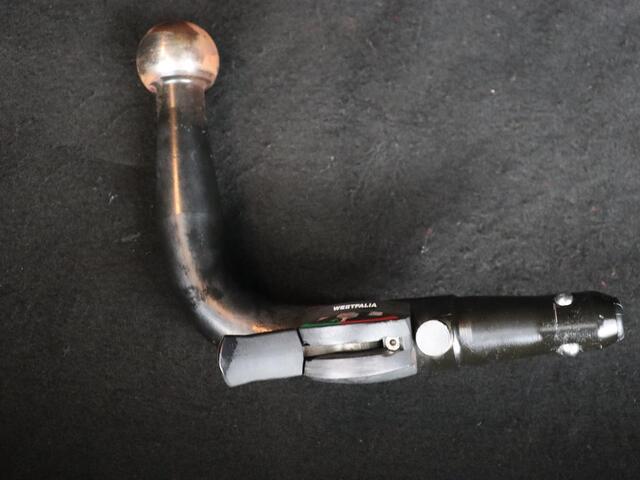 Renault CLIO 1.2 TCe Intens | Trekhaak | Navigatie | Climate control | Full LED | Keyless | Cruise control | Half leder | 17'' | Bluetooth