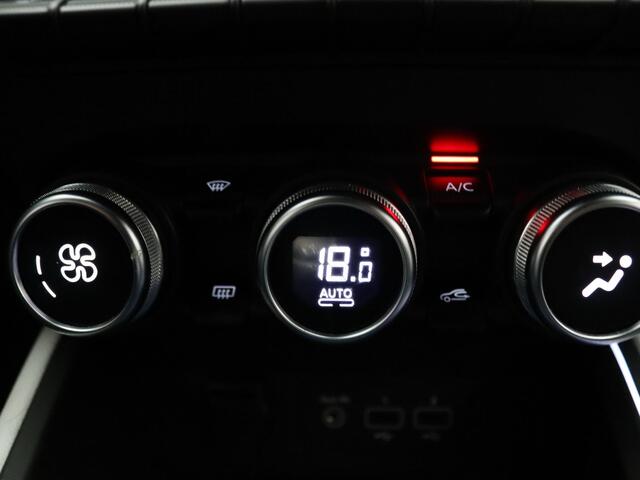 Renault CLIO 140pk E-Tech Hybrid Initiale Paris Automaat BOSE | 360° Camera | Cruise | Parkeersens. v+a | Stoel-/stuurverw.