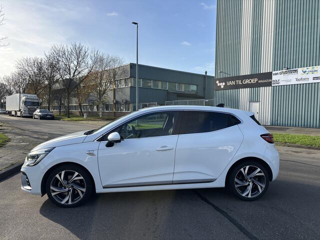 Renault CLIO 1.3 TCe R.S. Line Automaat 5-Deurs 130 PK. Prachtige en een nieuw rijdende auto van de eerste eigenaar !!!