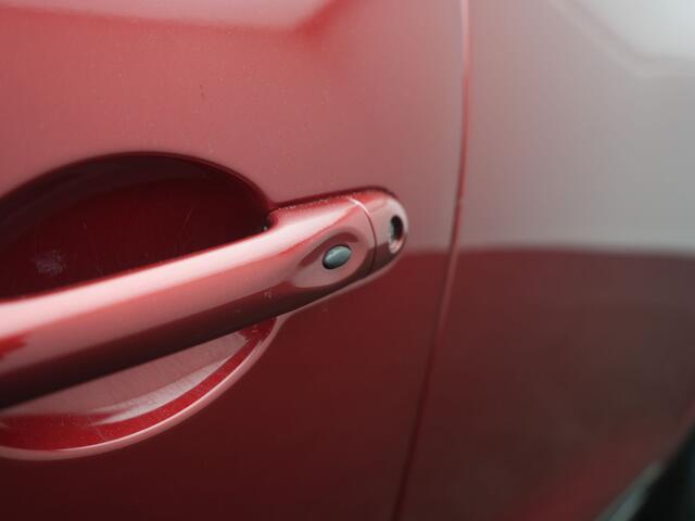 Renault CLIO TCe 90 Limited - RIJKLAARPRIJS - Cruise Control - Trekhaak - Dealeronderhouden