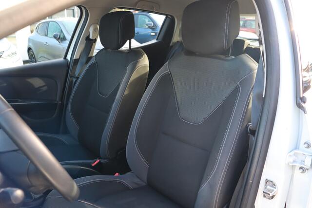 Renault CLIO 0.9 TCe Zen | Airco | Navigatie | Trekhaak | Cruise Control