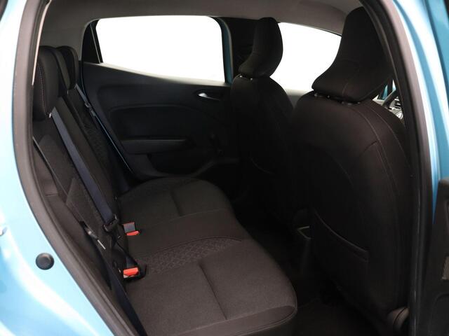Renault CLIO TCe 100pk Zen | Parkeersensoren achter | Cruise control | Lane assist | Airco |