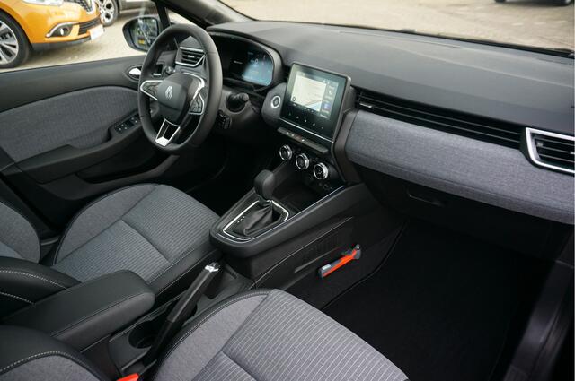 Renault CLIO 1.6 E-Tech Full Hybrid 145 Techno