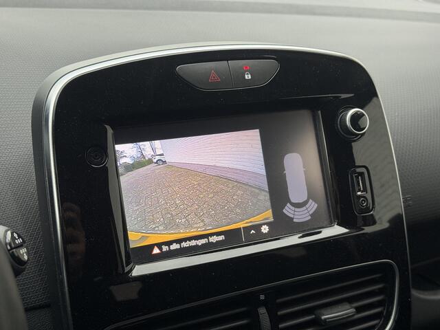 Renault CLIO Estate 0.9 TCe Limited / Camera / Navigatie / Parkeersensoren / Multimedia Radio / All Season banden / NAP / Cruise / Airco /