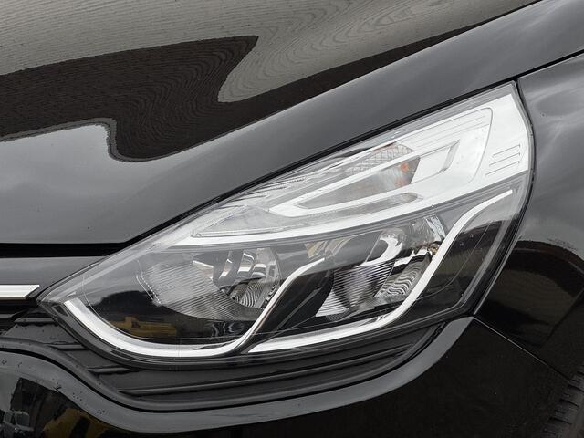 Renault CLIO Estate 0.9 TCe Limited / Camera / Navigatie / Parkeersensoren / Multimedia Radio / All Season banden / NAP / Cruise / Airco /
