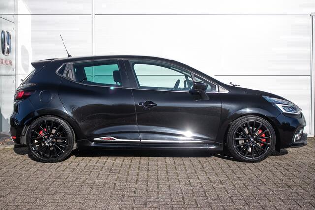 Renault CLIO 1.6 Turbo R.S. Trophy Clima | Akrapovic | Cam | PDC V+A | BOSE | Cruise