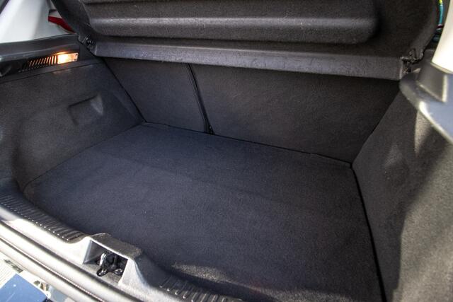 Renault CLIO 1.6 Turbo R.S. Trophy Clima | Akrapovic | Cam | PDC V+A | BOSE | Cruise