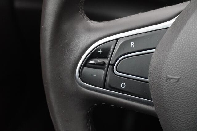 Renault ESPACE BWJ 2016 1.6 131 PK dCi Dynamiqeu / TREKHAAK / FULL LED / NAVI / CLIMA / CRUISE / DAB+ / LMV / PARKEERSENSOREN