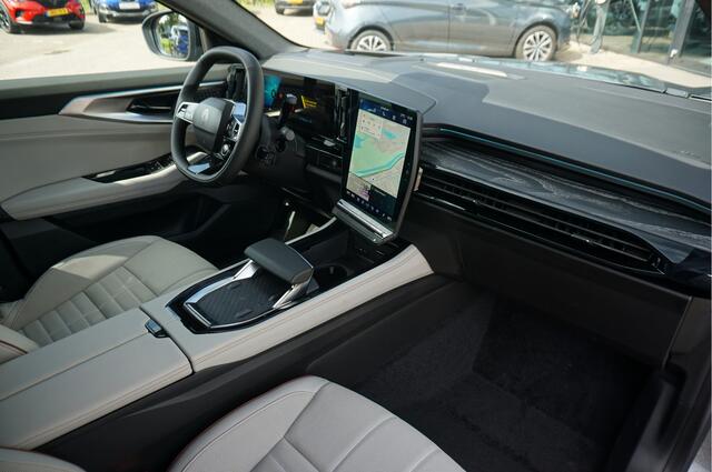 Renault ESPACE E-Tech full hybrid 200 iconic 5p. Advance pakket / pack bagage /pack Harman Kardon Advance Drive assist / Pack bagage/ Pack Harman- Kardon /Matrix Led koplampen