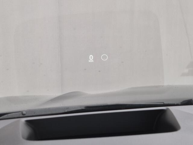 Renault ESPACE E-Tech full hybrid 200 iconic 7p. Automaat / 7 Persoons / HUD / Apple Carplay Android Auto / Pack Advanced Drive Assist / Stuur-, Stoel en Voorruitverwarming / Rondomzicht camera / Stoel met massage functie /